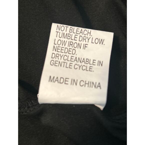 NWOT Women's Lightweight Black Elastic Waist Joggers Size 2XL - Picture 3 of 5